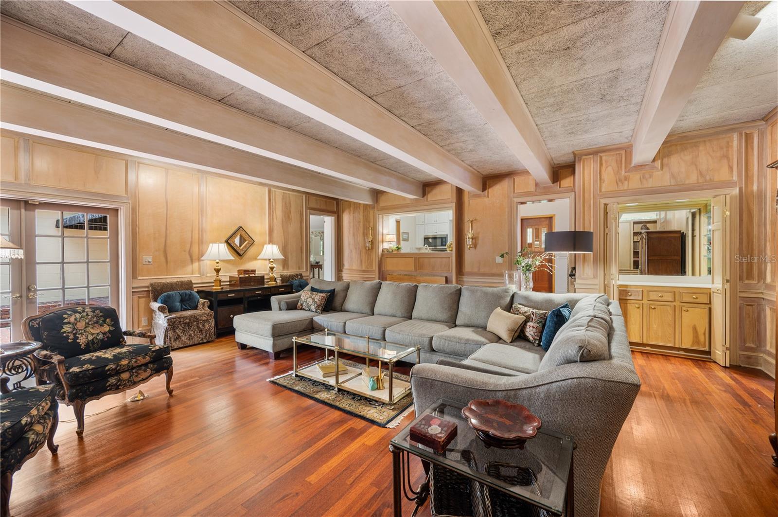 BEACON HILL - Residential