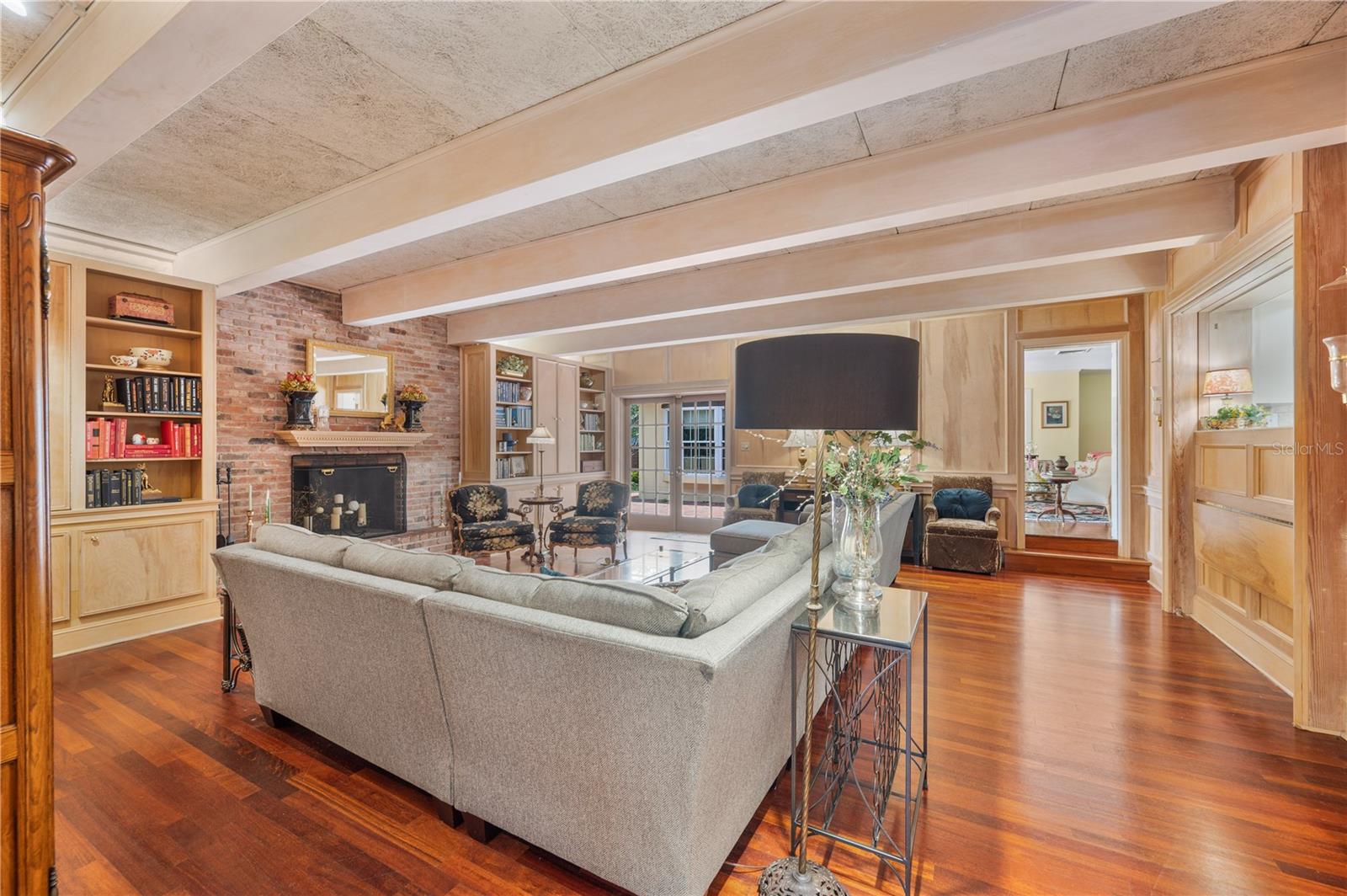 BEACON HILL - Residential