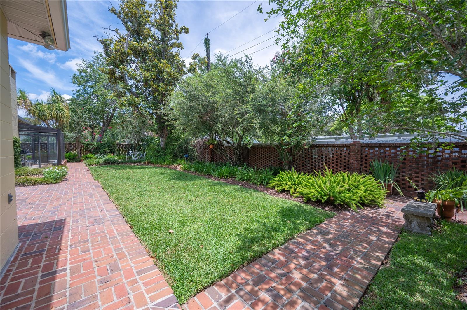 BEACON HILL - Residential
