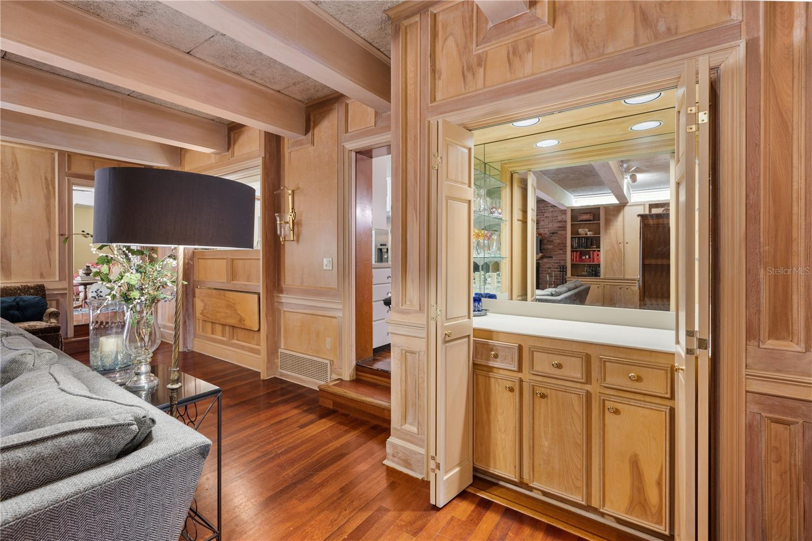 BEACON HILL - Residential