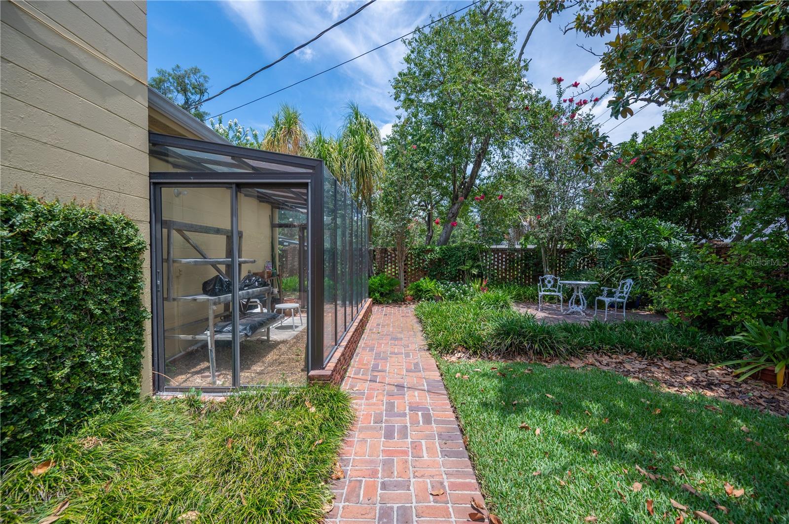 BEACON HILL - Residential