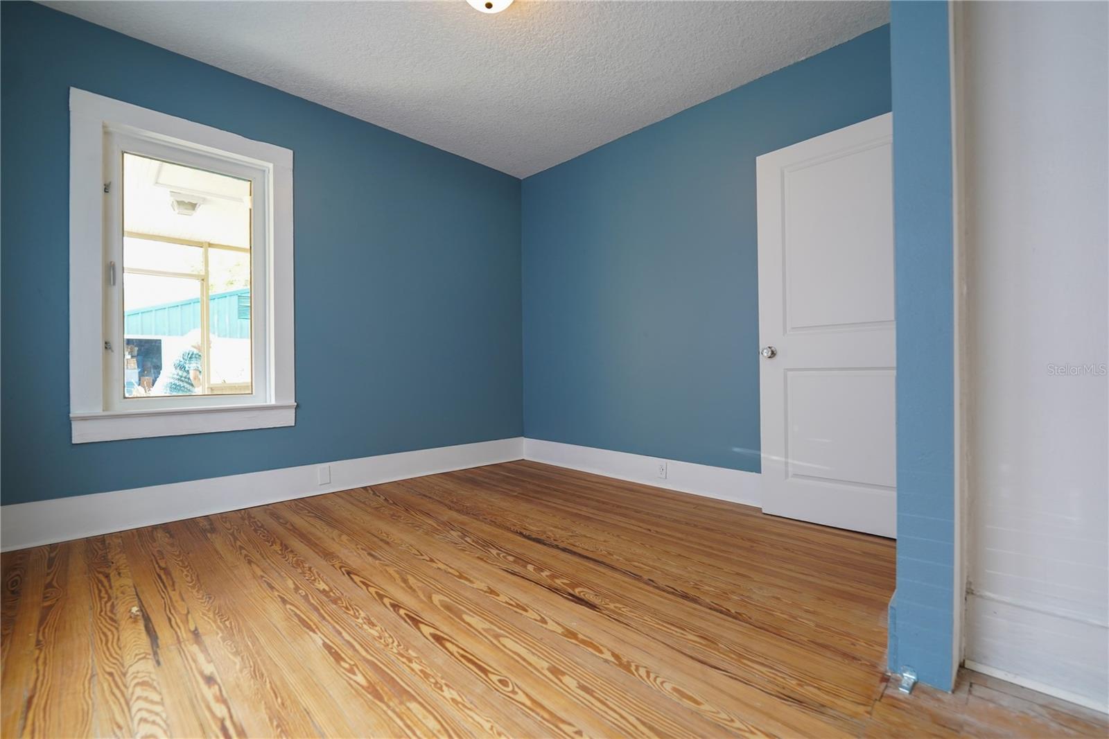 WESTWOOD - Commercial Sale
