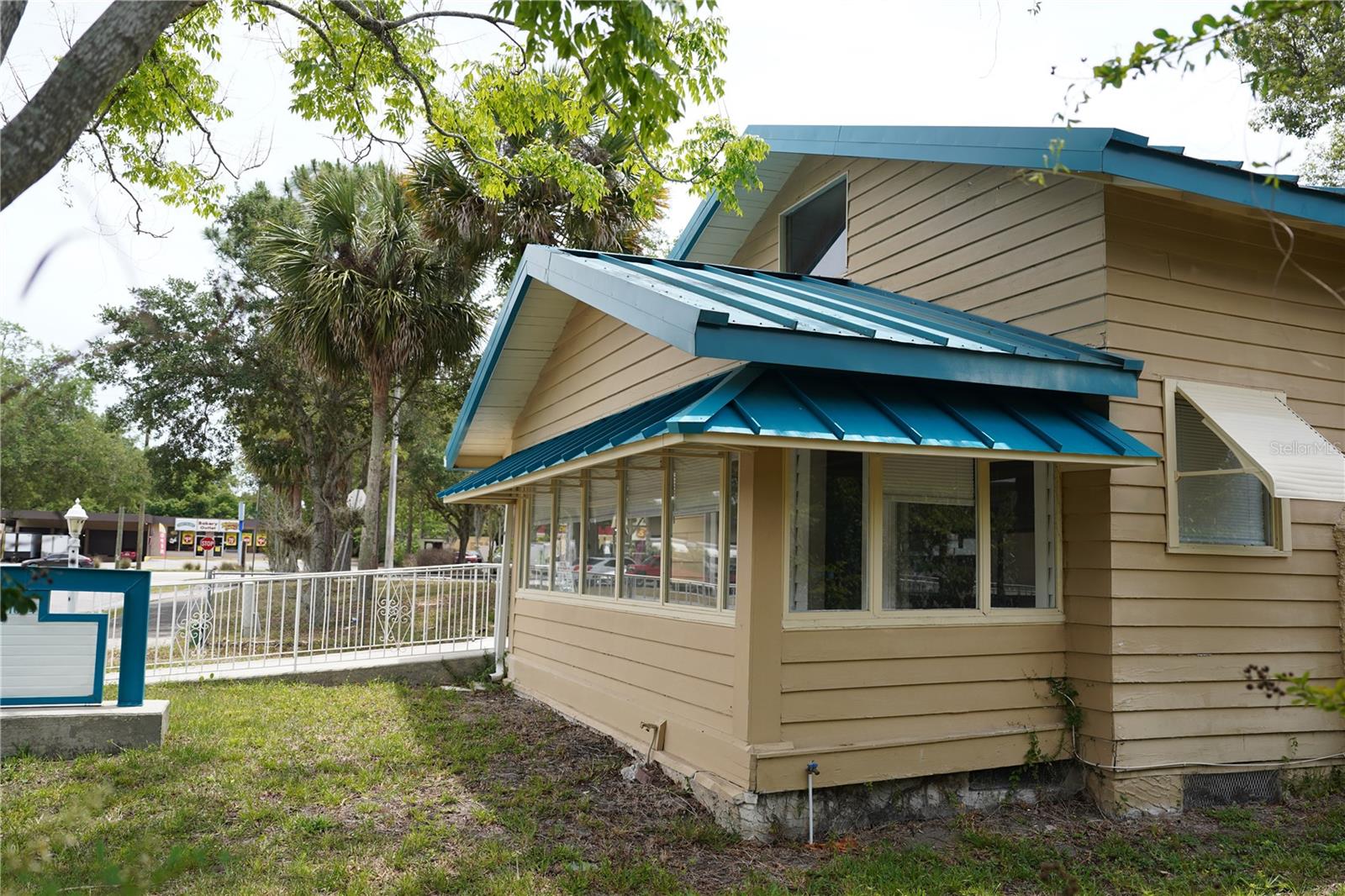 WESTWOOD - Commercial Sale