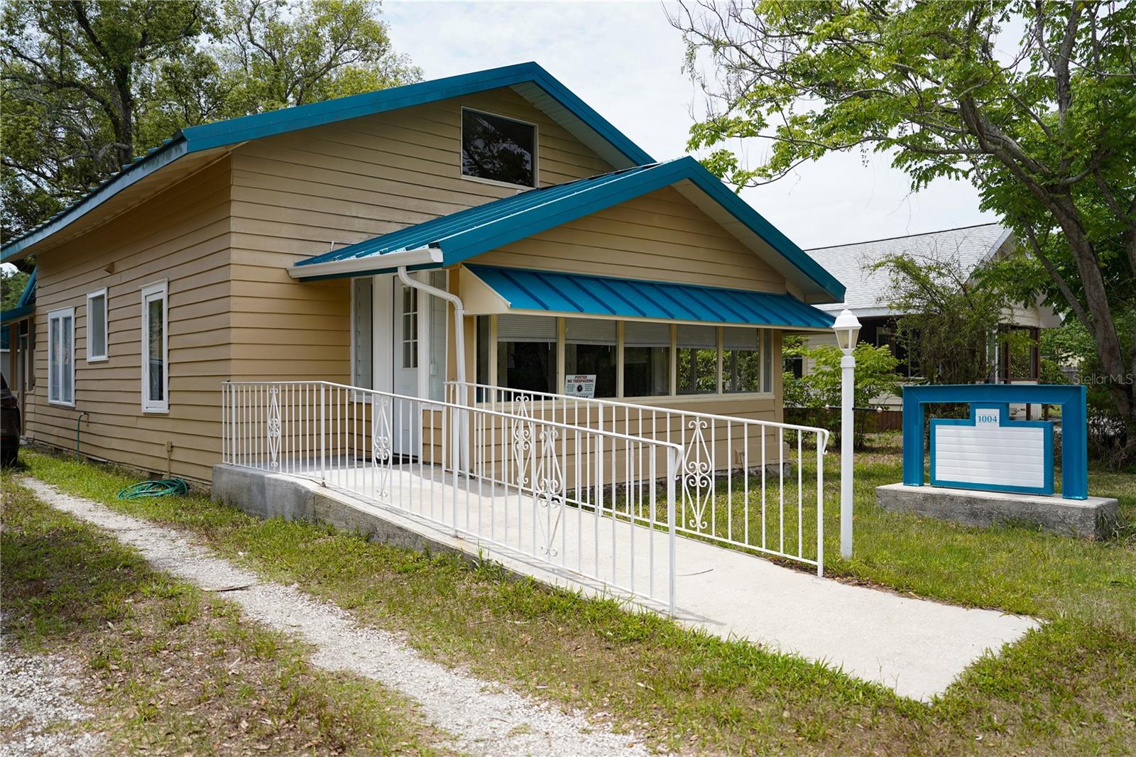WESTWOOD - Commercial Sale