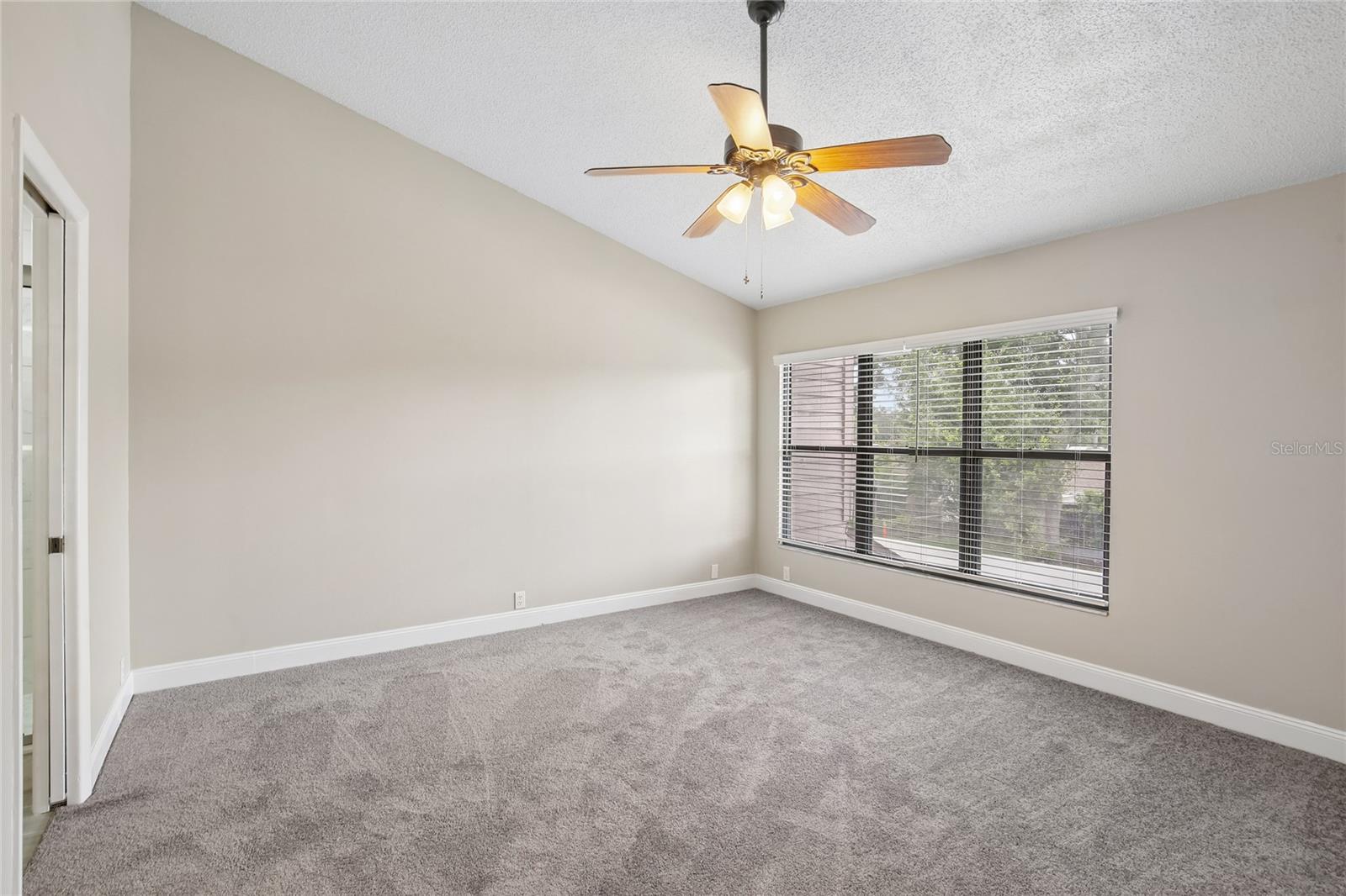 OAK PARK TWNHMS - Residential