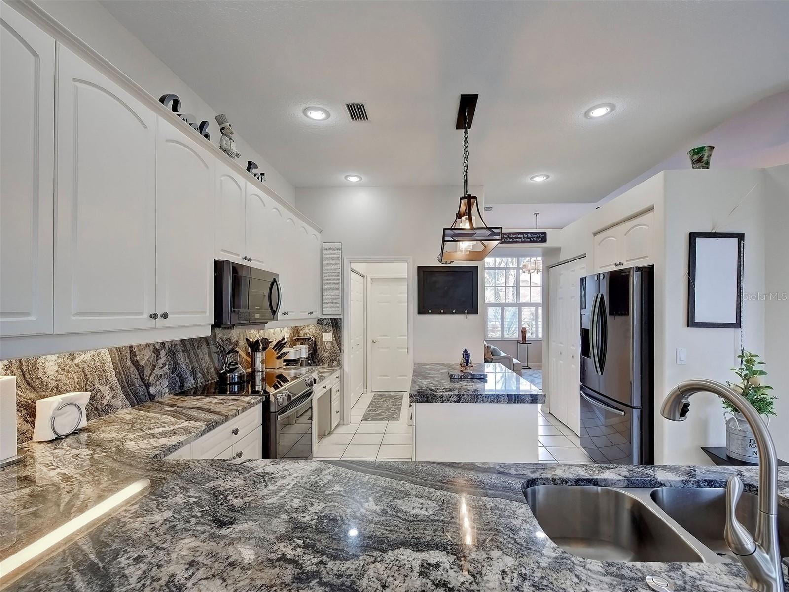 VENICE GOLF & COUNTRY CLUB - Residential