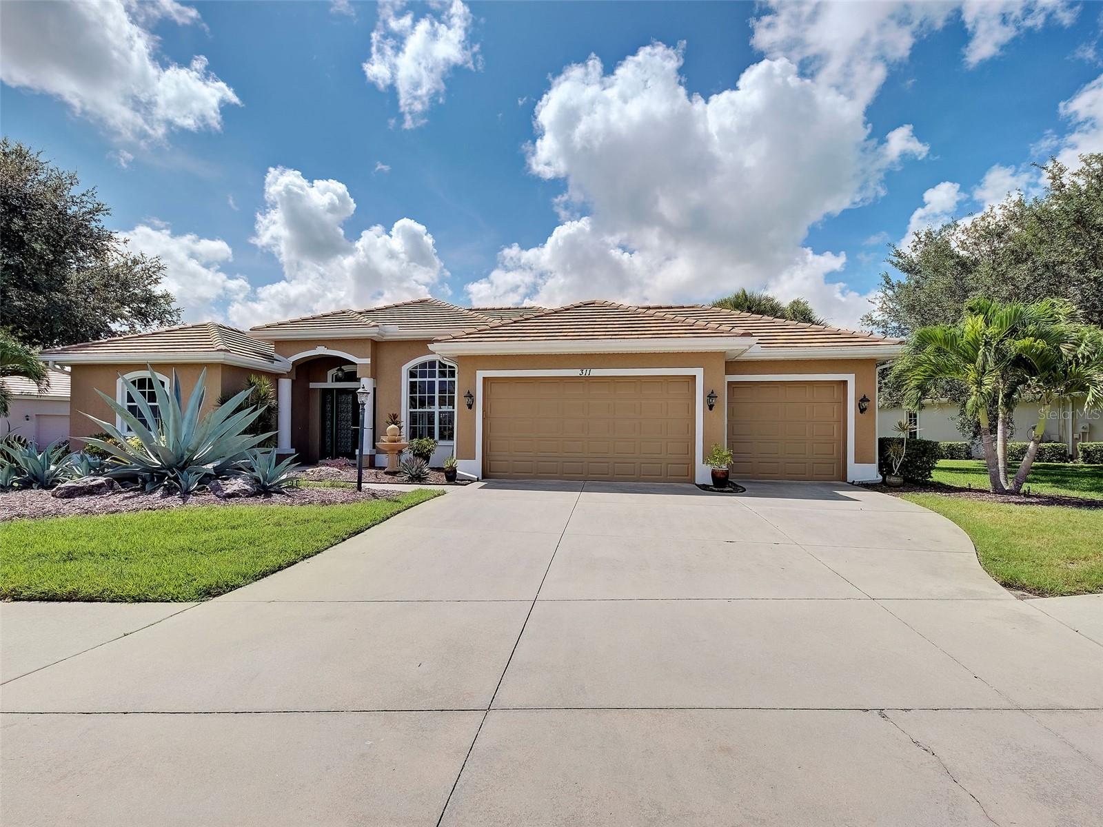 VENICE GOLF & COUNTRY CLUB - Residential
