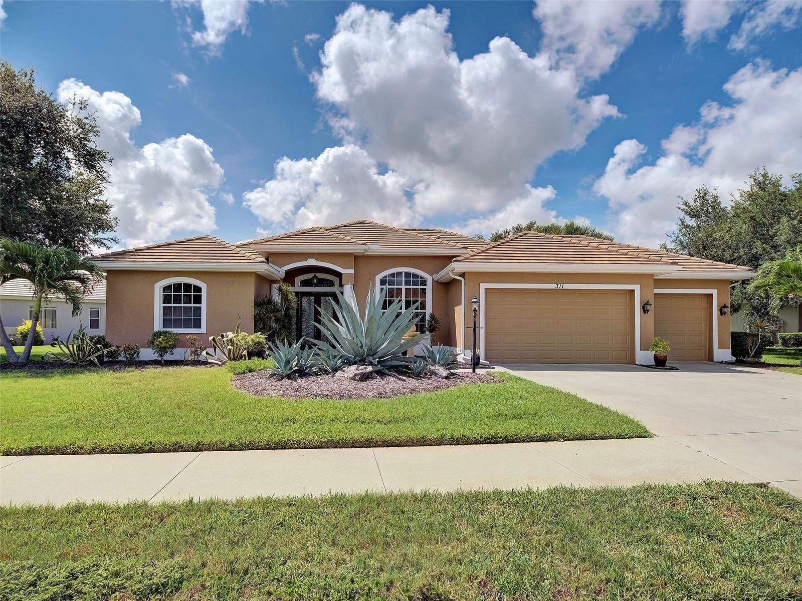 VENICE GOLF & COUNTRY CLUB - Residential