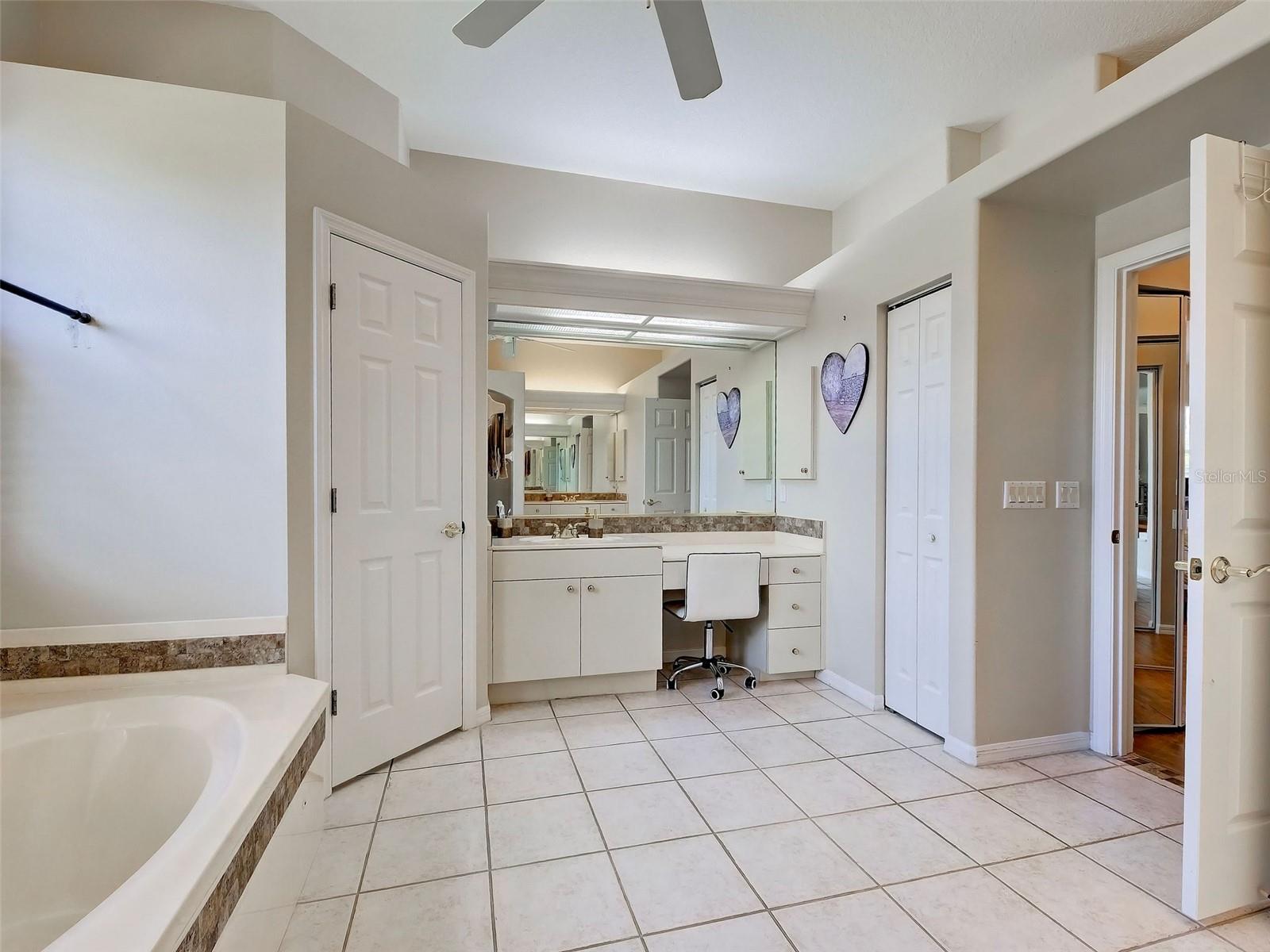 VENICE GOLF & COUNTRY CLUB - Residential