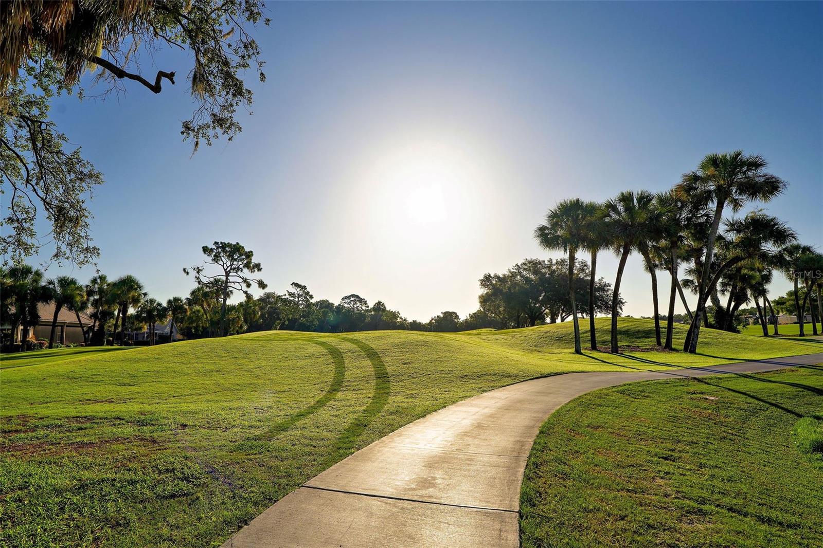 VENICE GOLF & COUNTRY CLUB - Residential