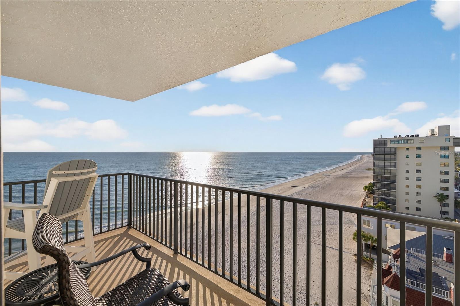MADEIRA TOWERS CONDO - Residential