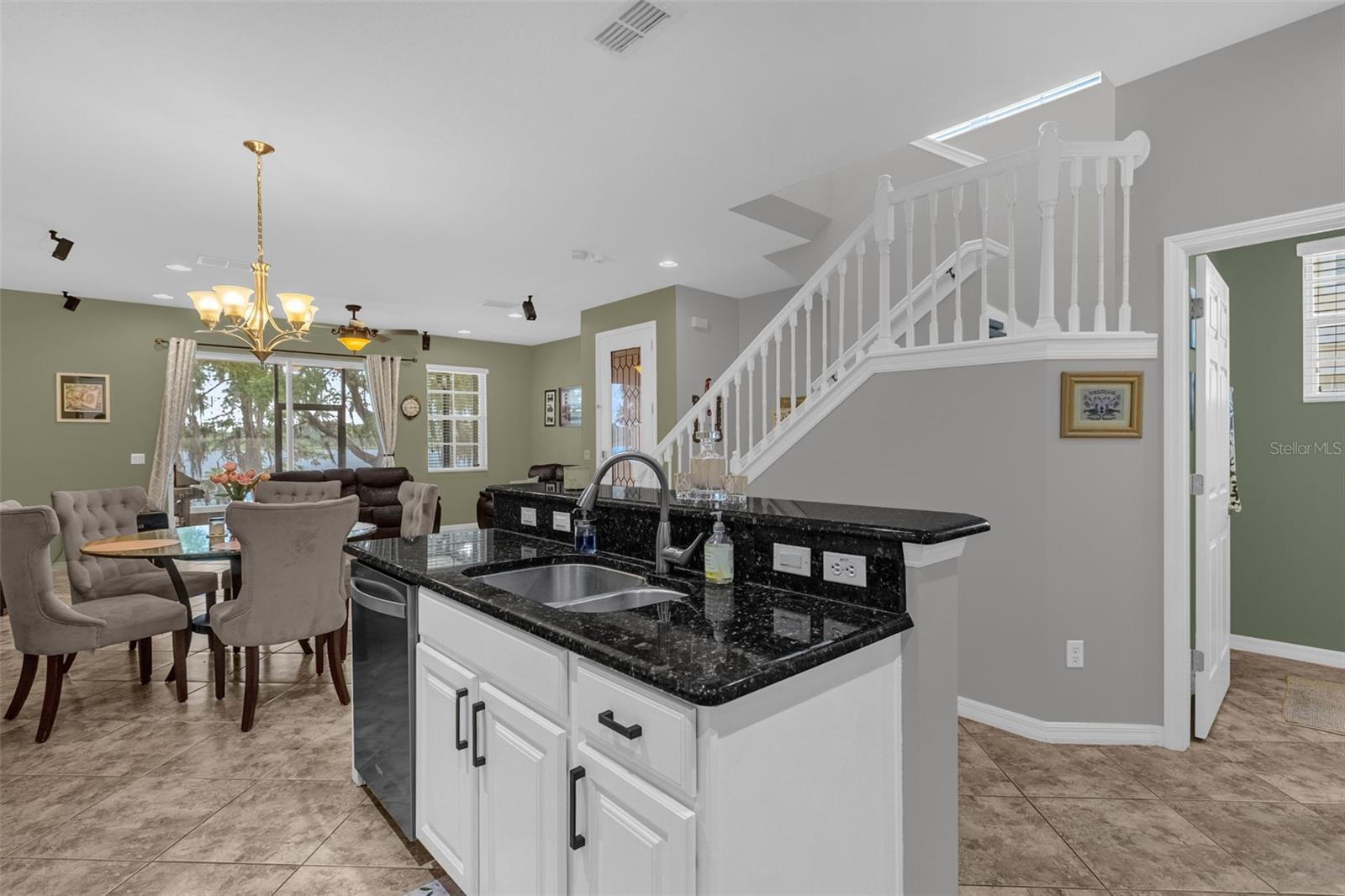 GRANDVIEW ISLES - Residential