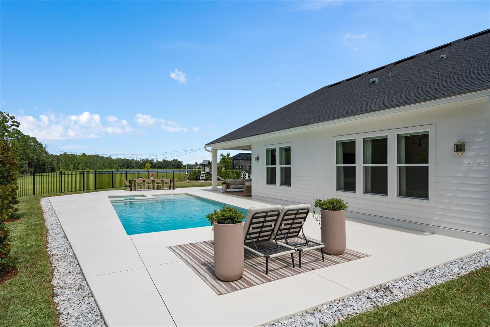 WESLYN PARK PH 2 - Residential