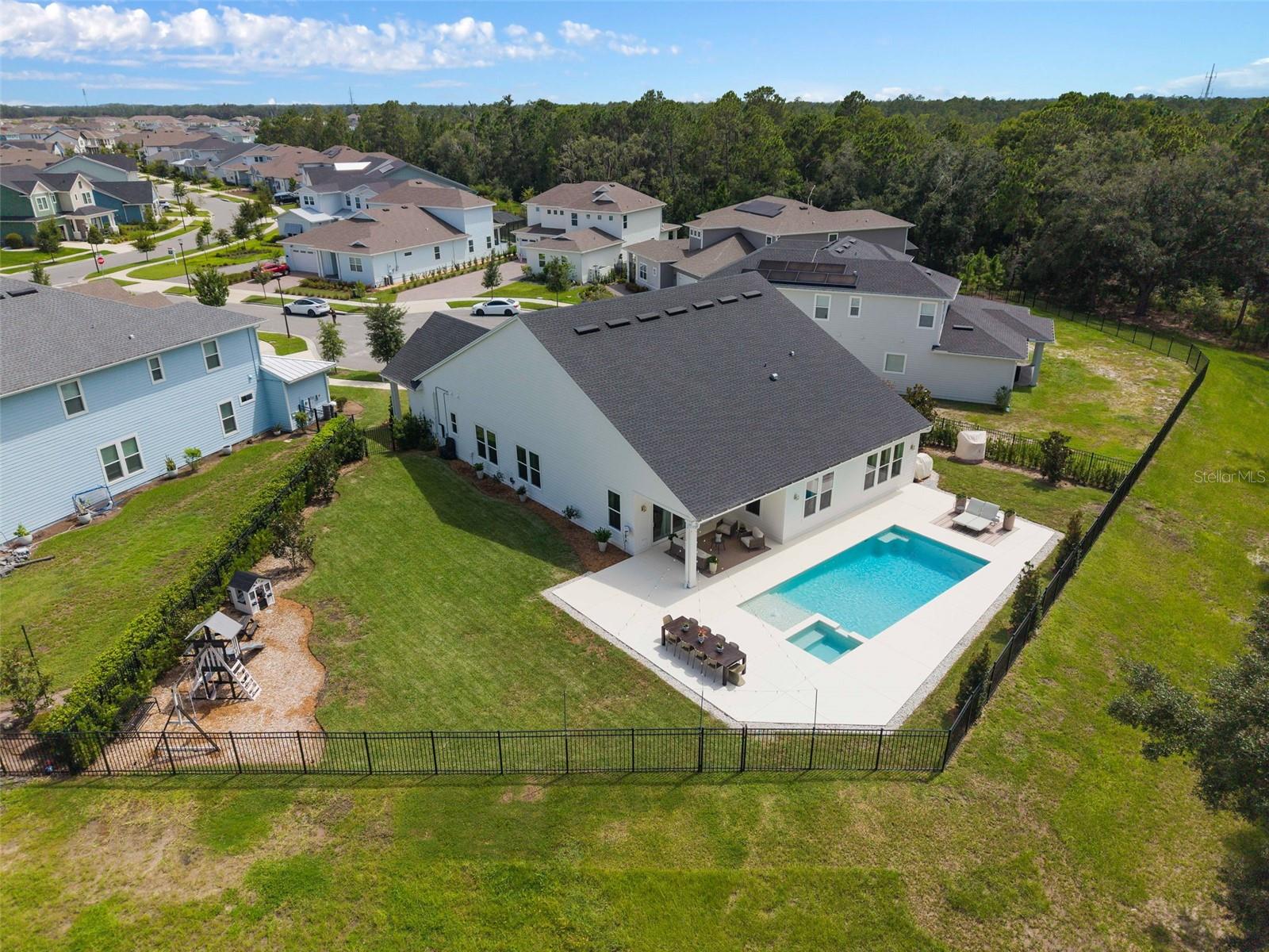 WESLYN PARK PH 2 - Residential