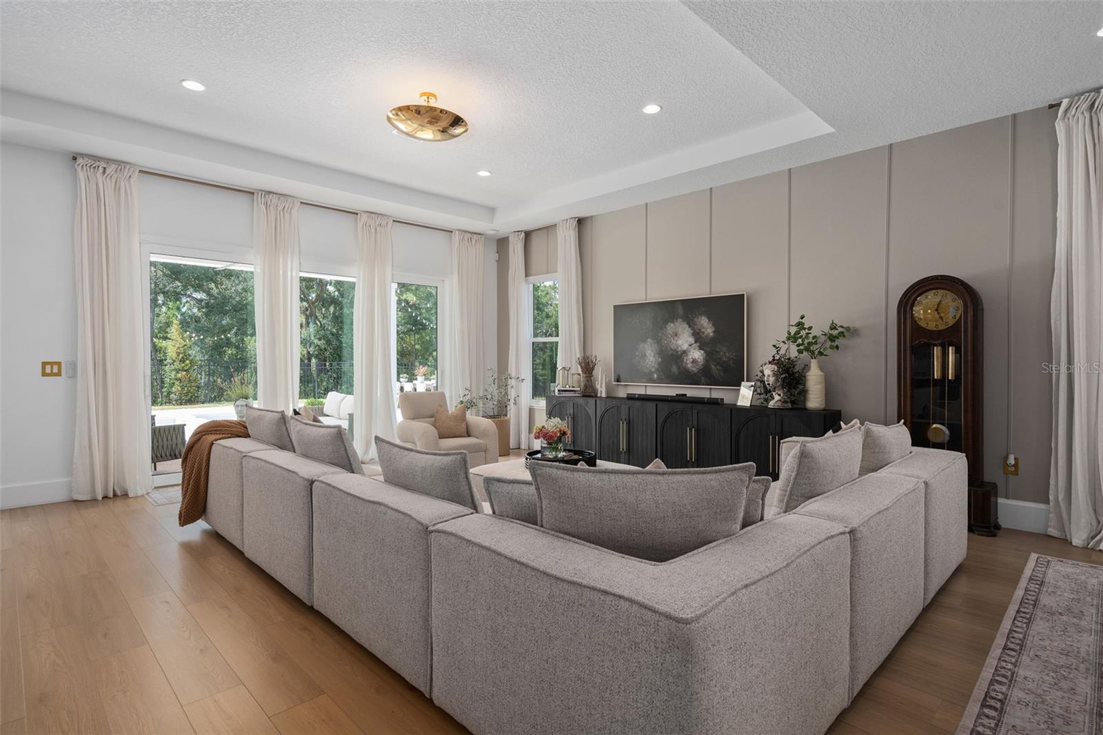 WESLYN PARK PH 2 - Residential