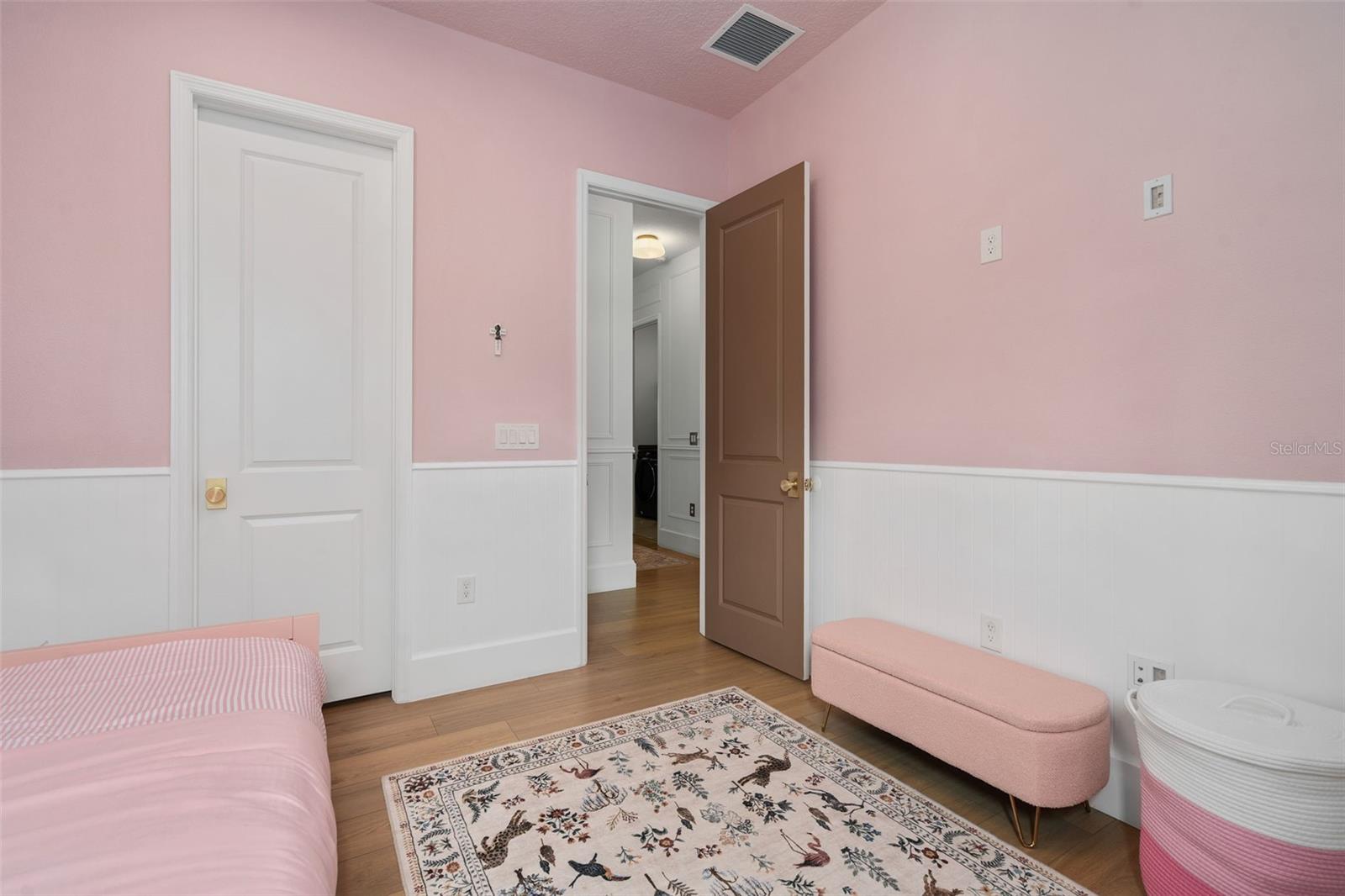 WESLYN PARK PH 2 - Residential