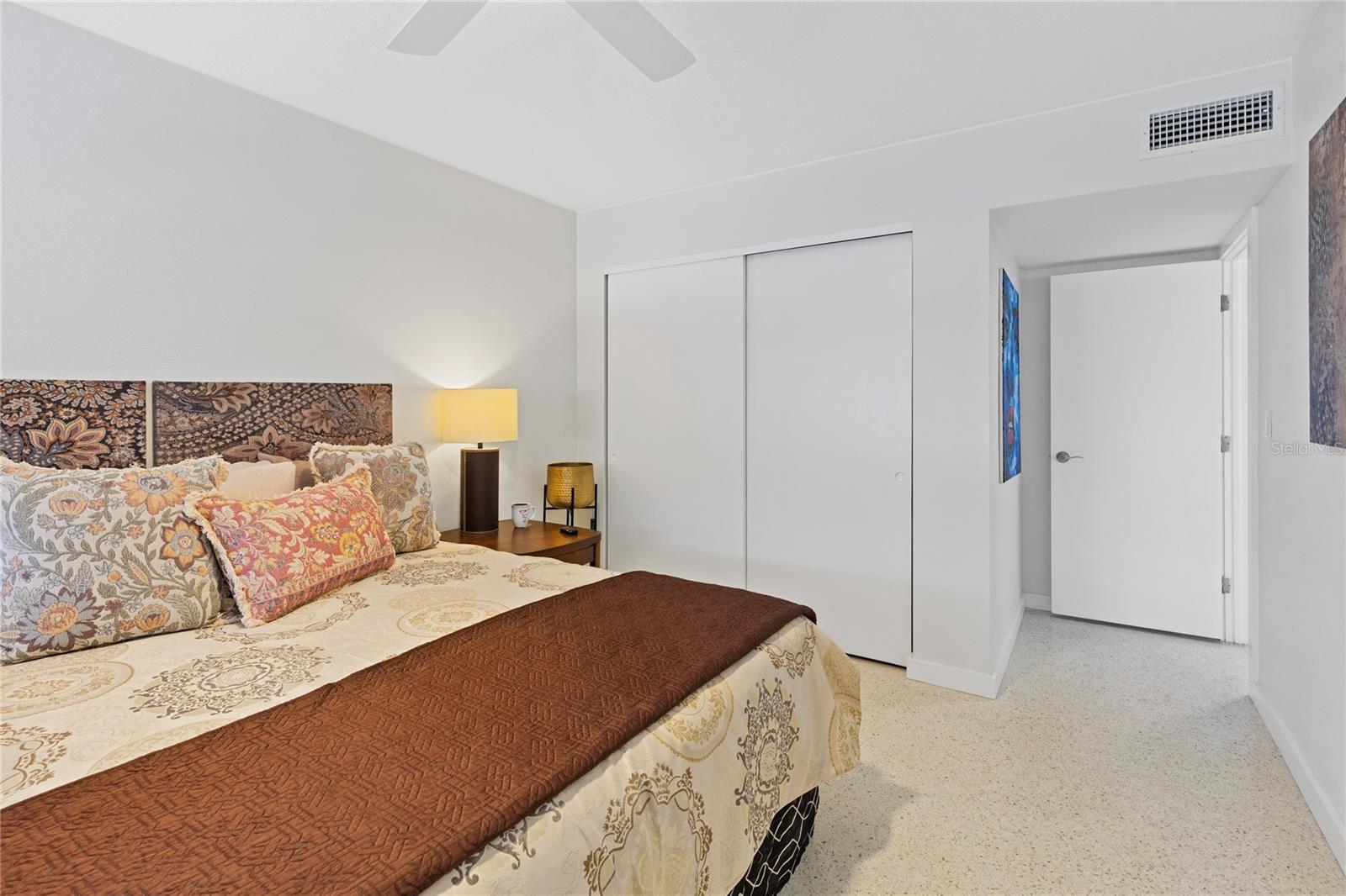 SHANGRI-LA APT PARK - Residential
