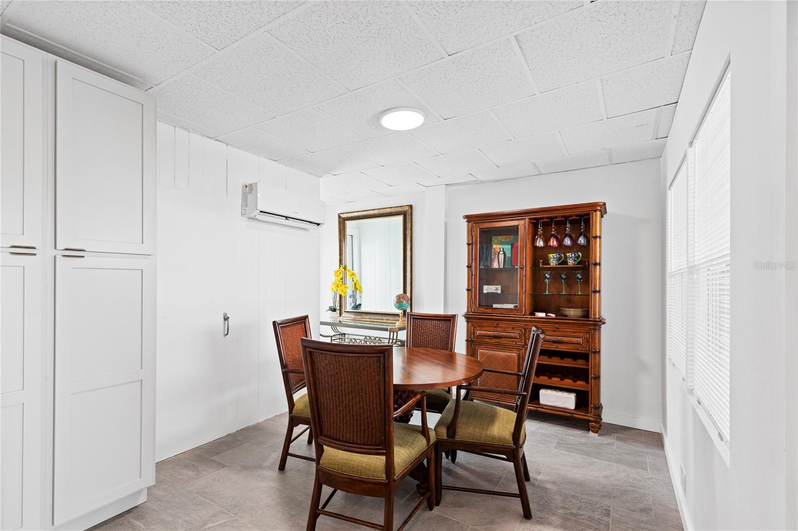 SHANGRI-LA APT PARK - Residential