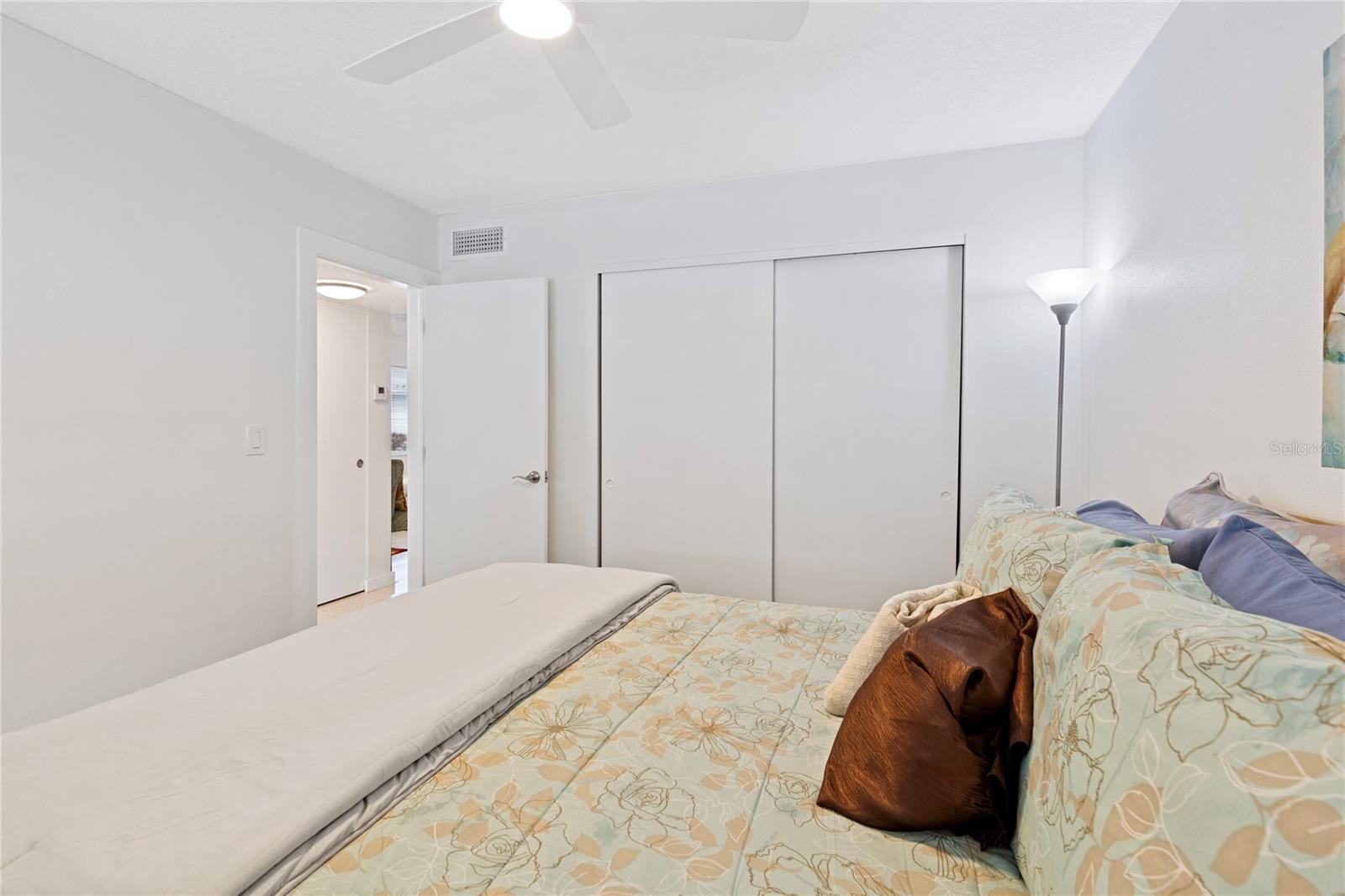 SHANGRI-LA APT PARK - Residential