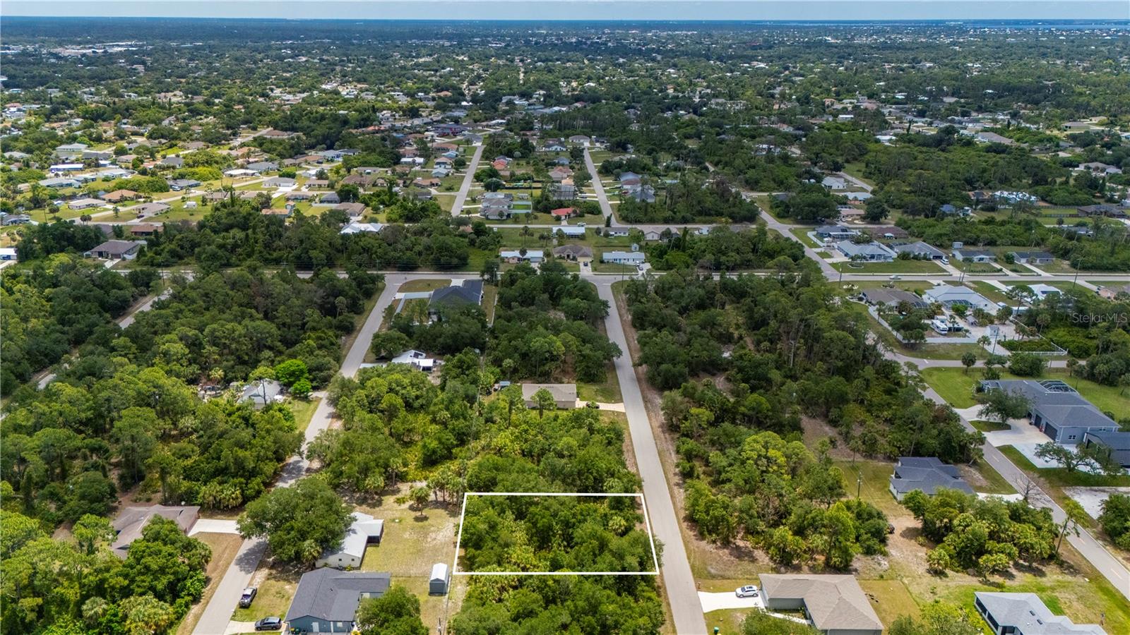 PORT CHARLOTTE SEC 41 - Land