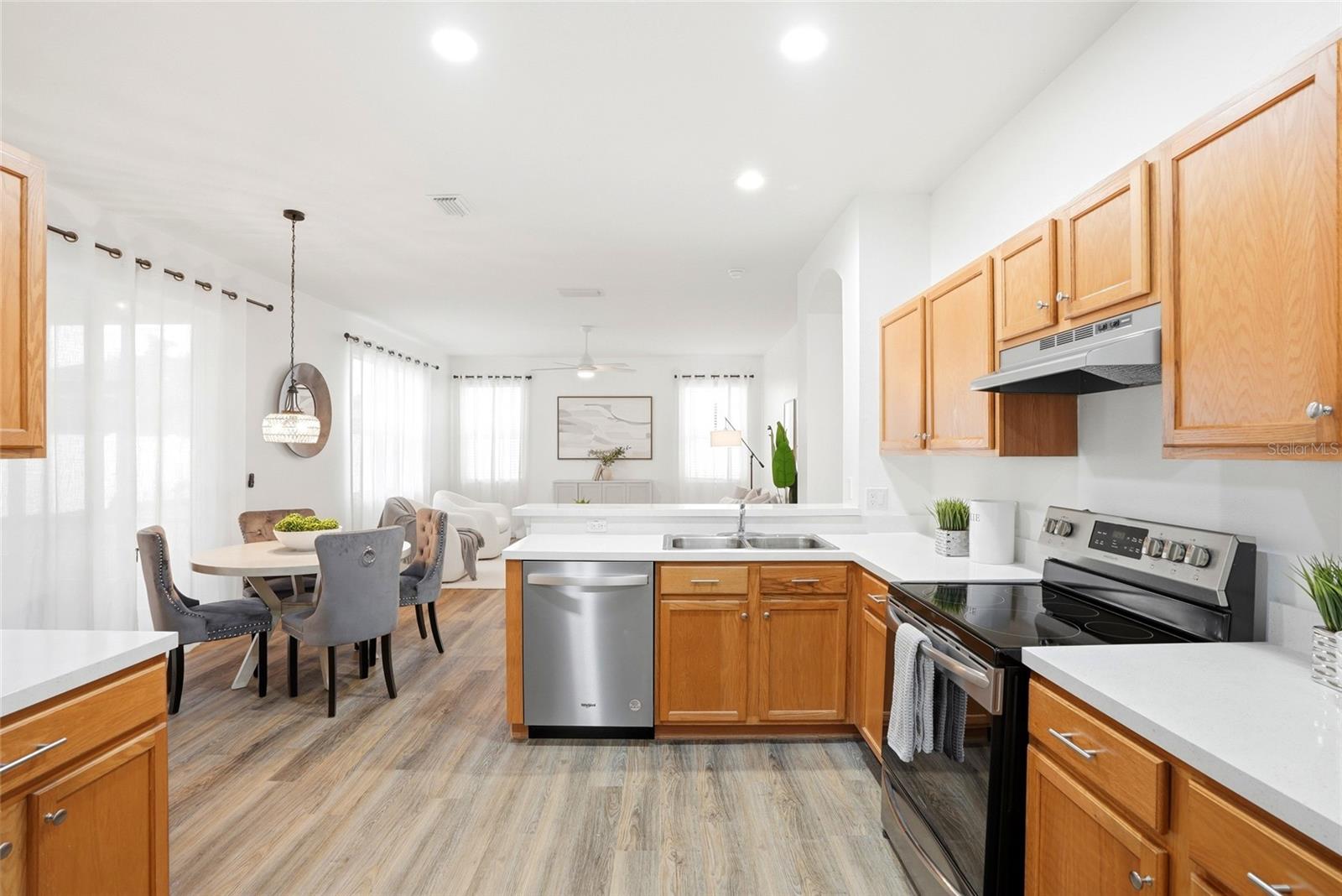WYNDHAM LAKES PH 2 - Residential