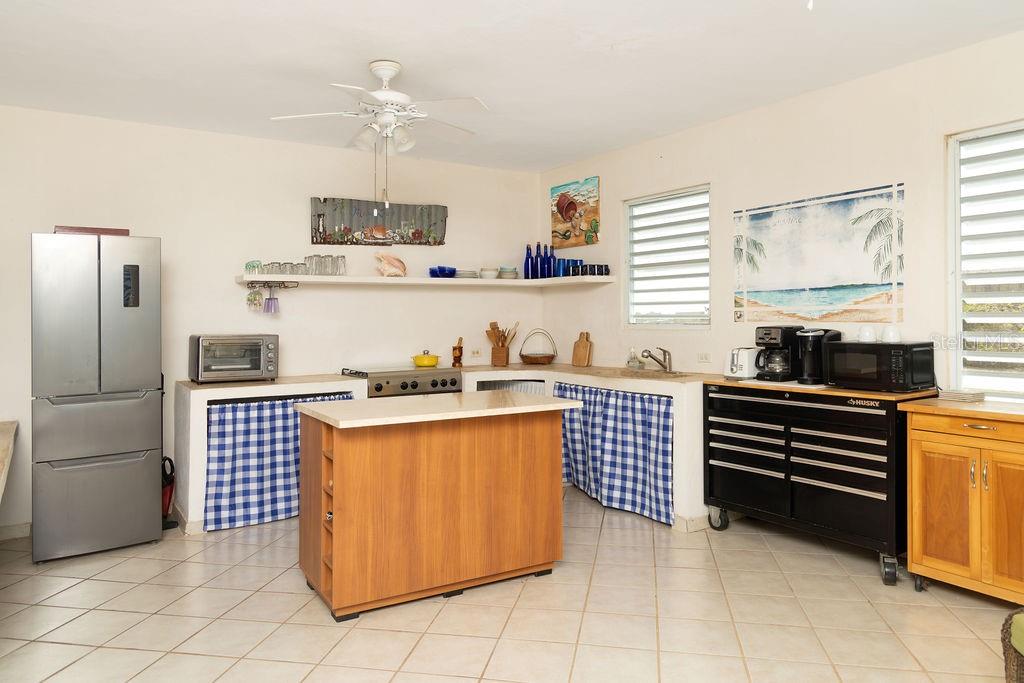 BO. BASTIMENTO - Residential