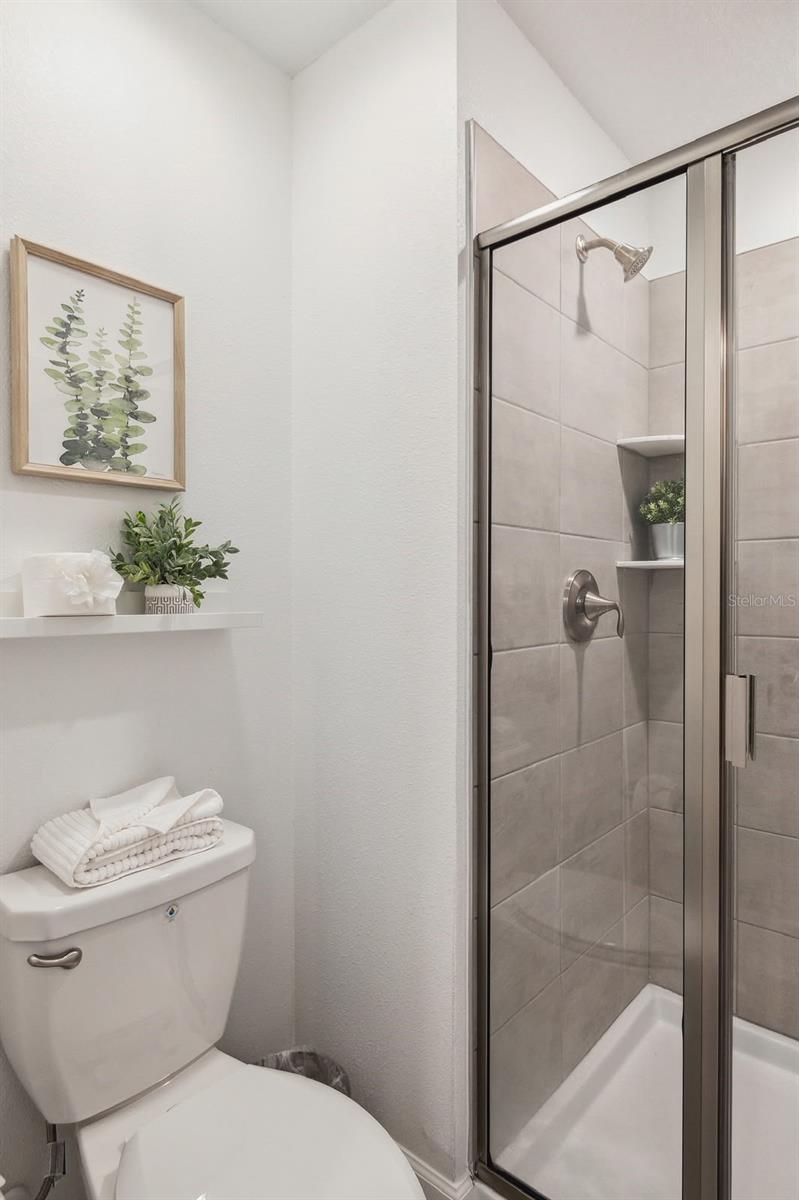 COVE AT STOREY LAKE 5 - Residential Lease
