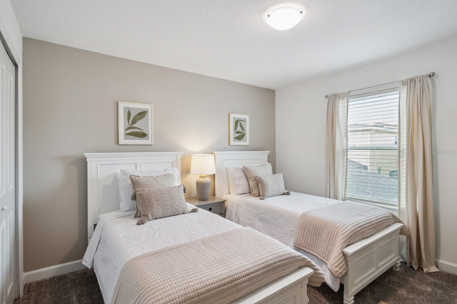 COVE AT STOREY LAKE 5 - Residential Lease