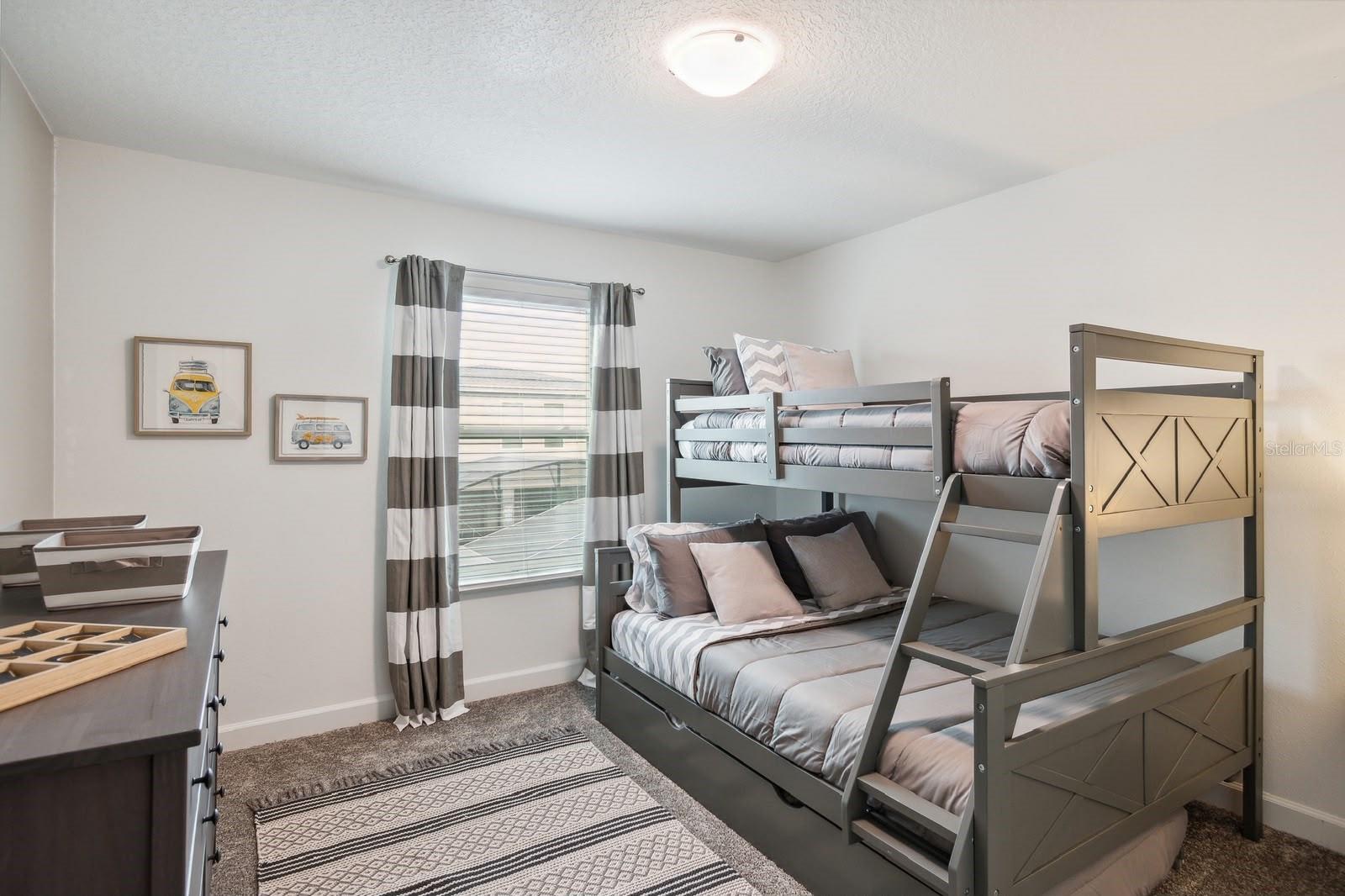COVE AT STOREY LAKE 5 - Residential Lease
