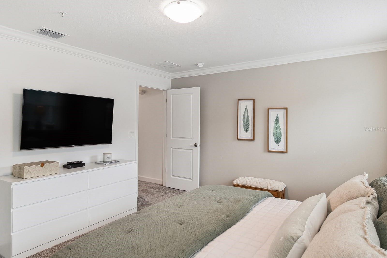 COVE AT STOREY LAKE 5 - Residential Lease