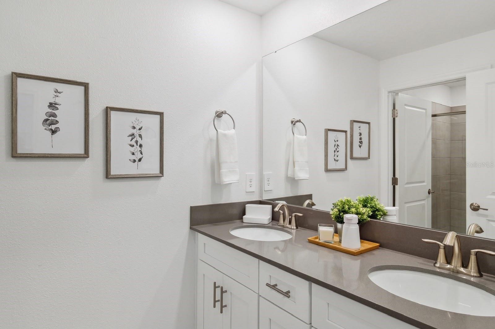 COVE AT STOREY LAKE 5 - Residential Lease