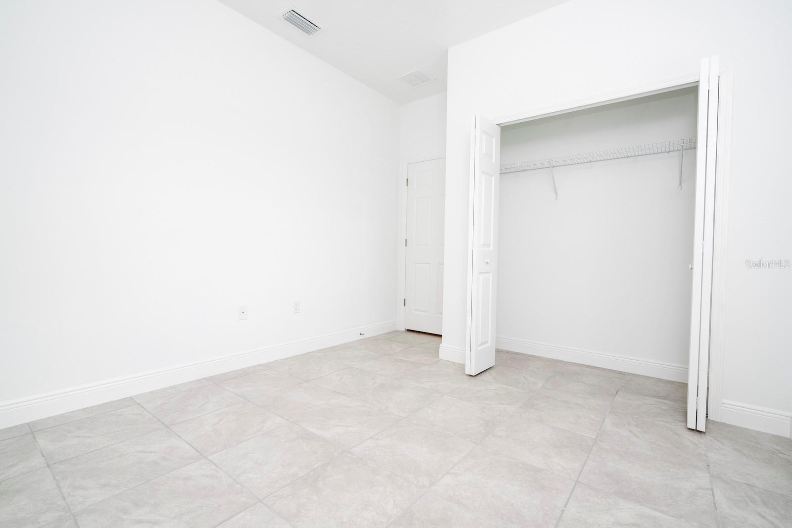 MARION OAKS UN NINE - Residential