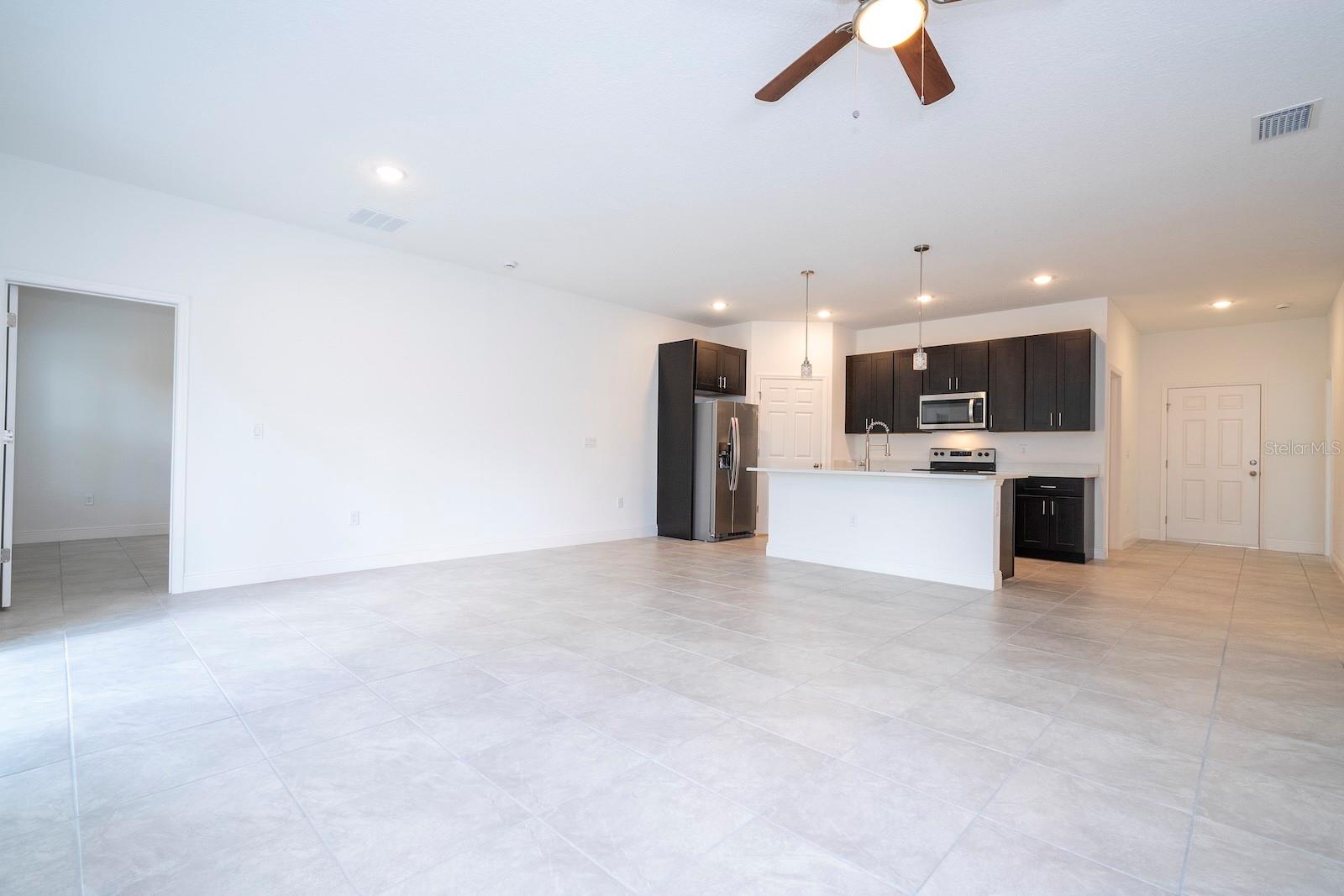 MARION OAKS UN NINE - Residential