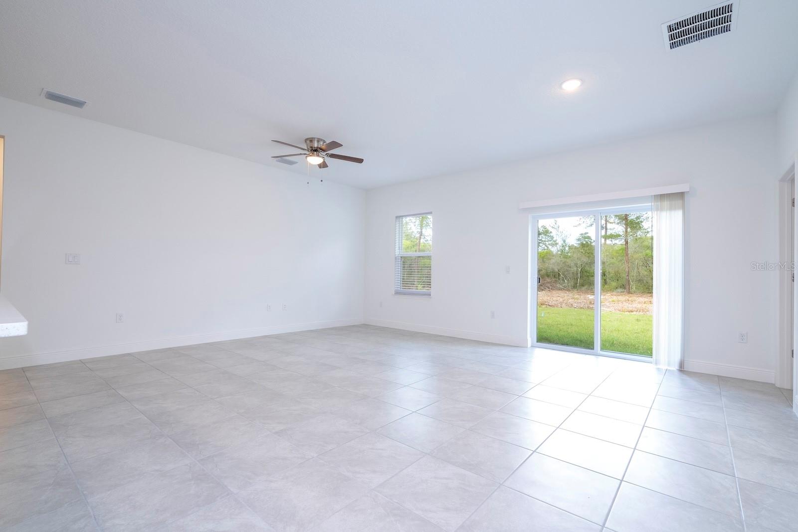MARION OAKS UN NINE - Residential