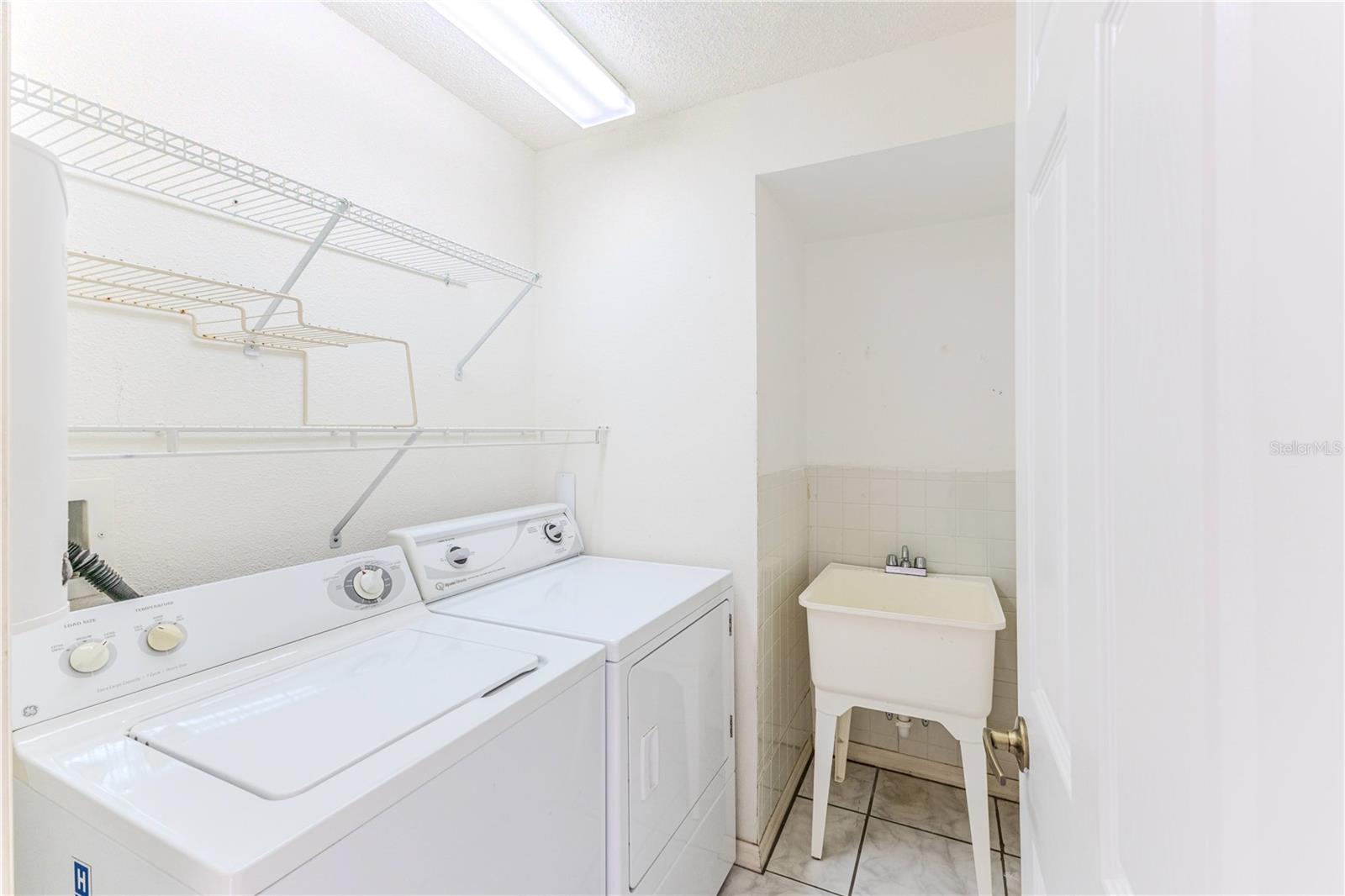 WELLINGTON AT SEVEN HILLS PH 4 - Residential