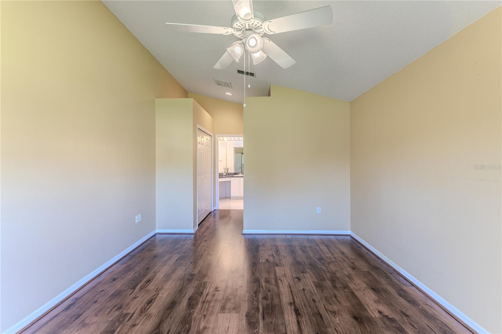 WELLINGTON AT SEVEN HILLS PH 4 - Residential
