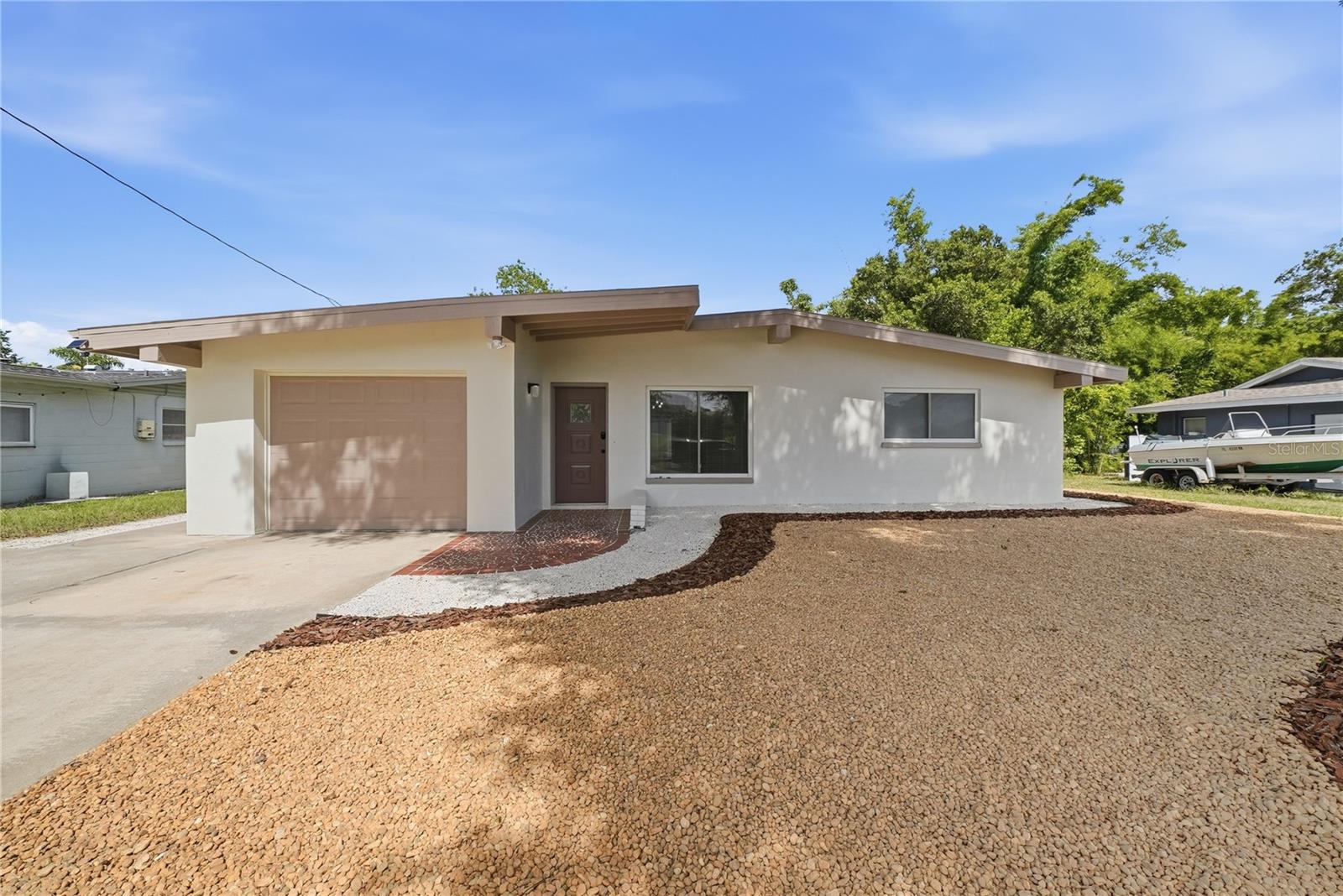 BELLEAIR MANOR - Residential