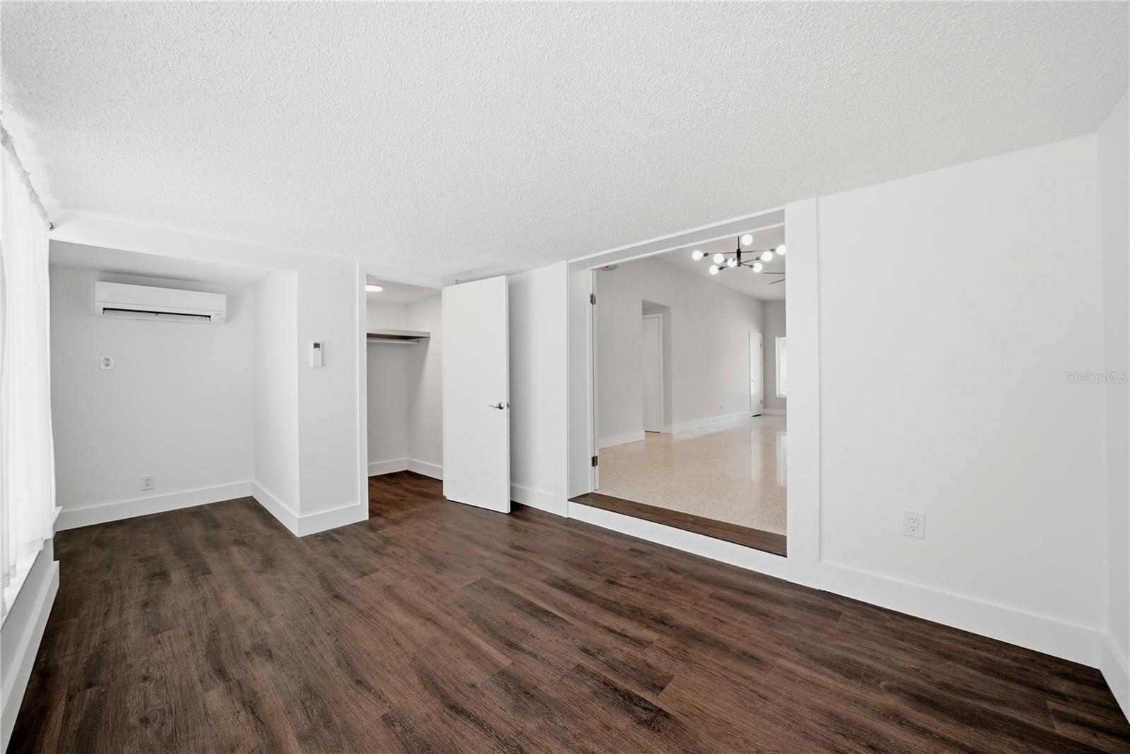 BELLEAIR MANOR - Residential