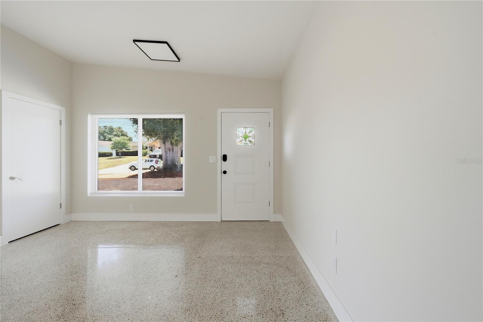 BELLEAIR MANOR - Residential