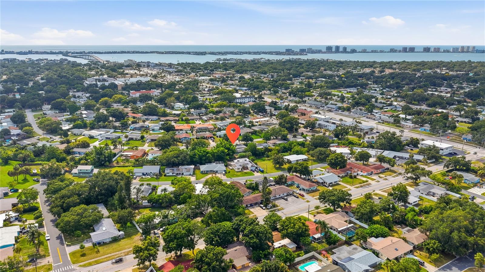 BELLEAIR MANOR - Residential