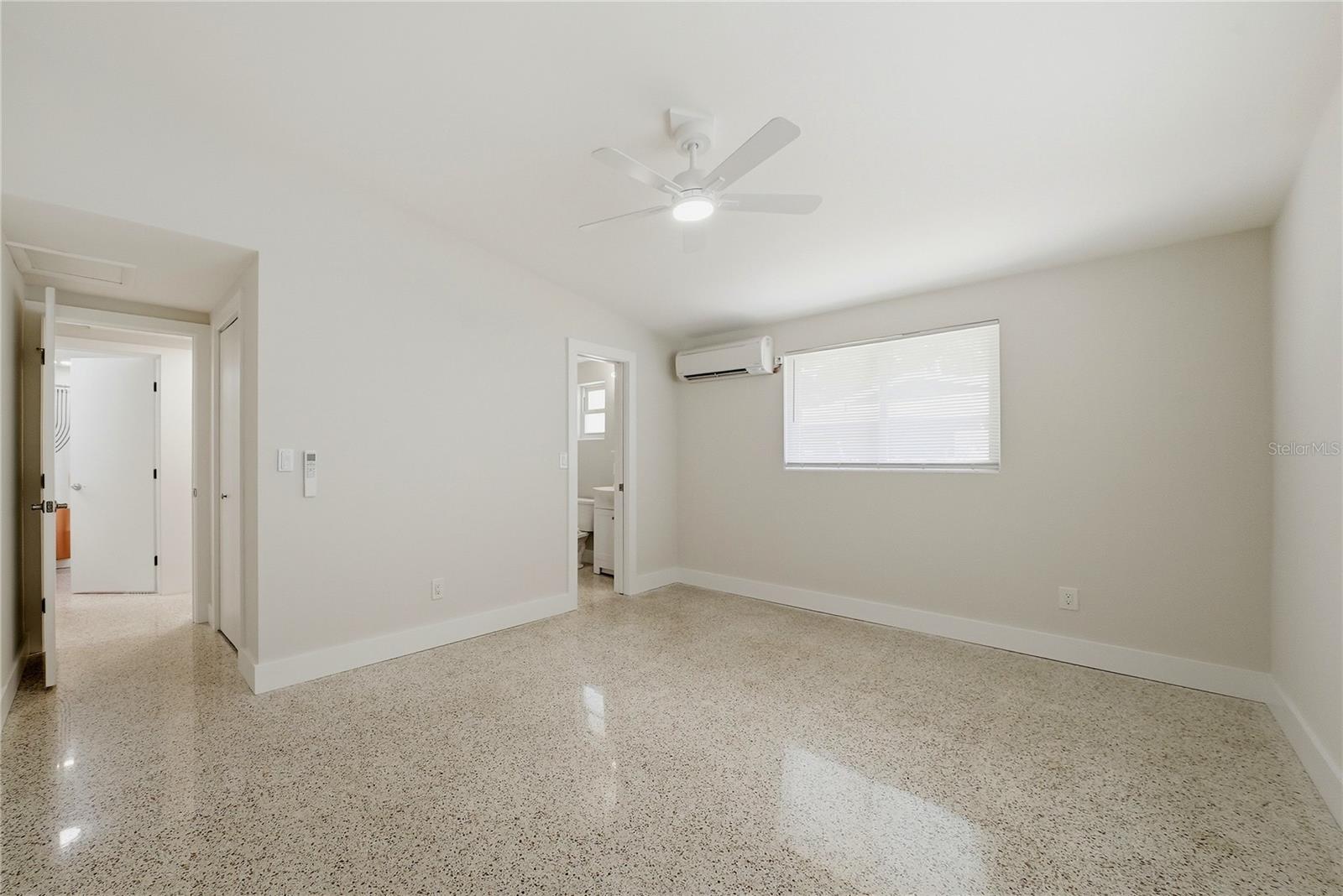 BELLEAIR MANOR - Residential