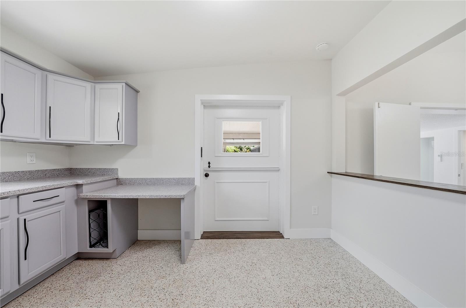 BELLEAIR MANOR - Residential