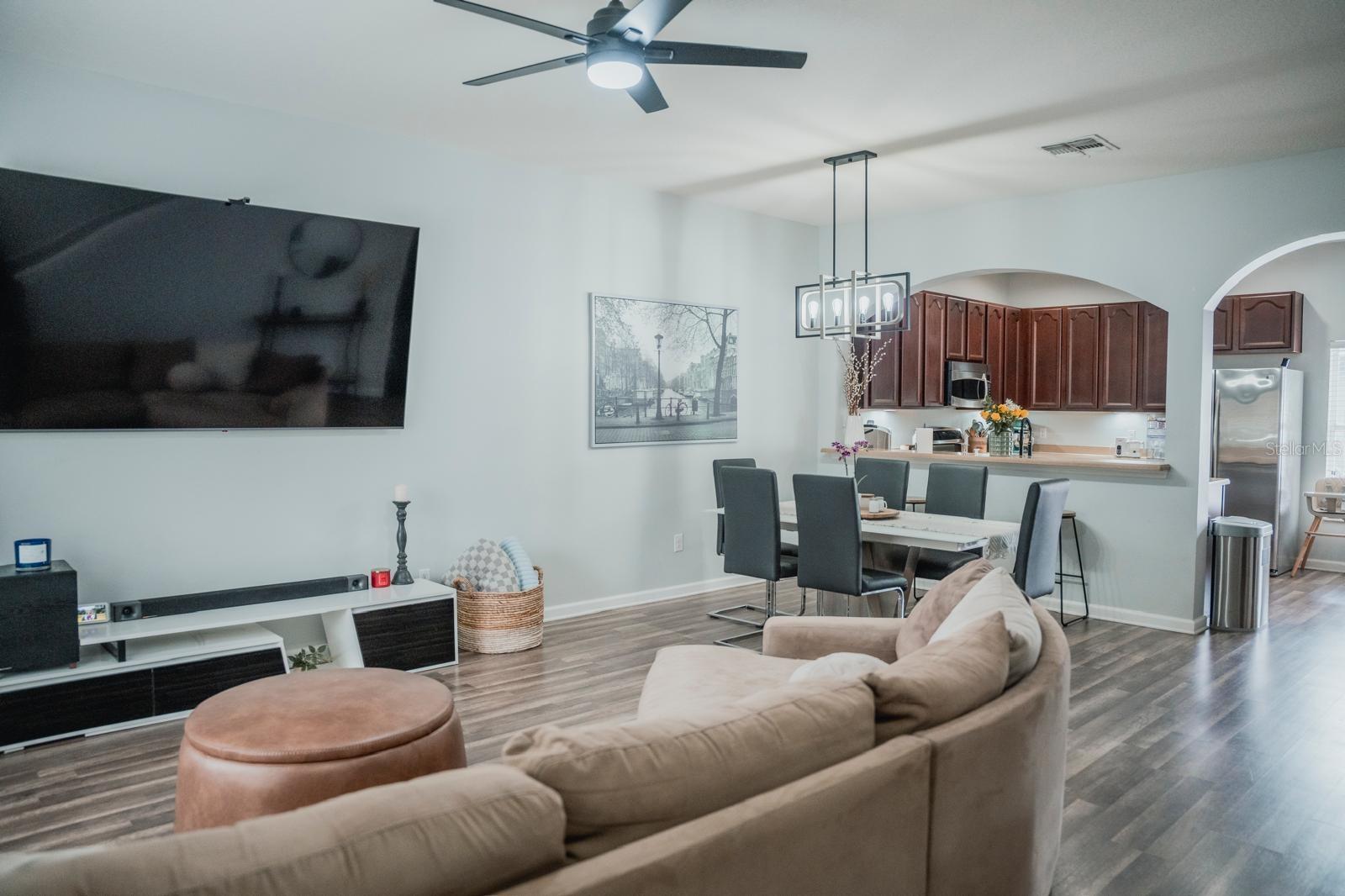 ENCLAVE/MOSS PARK - Residential