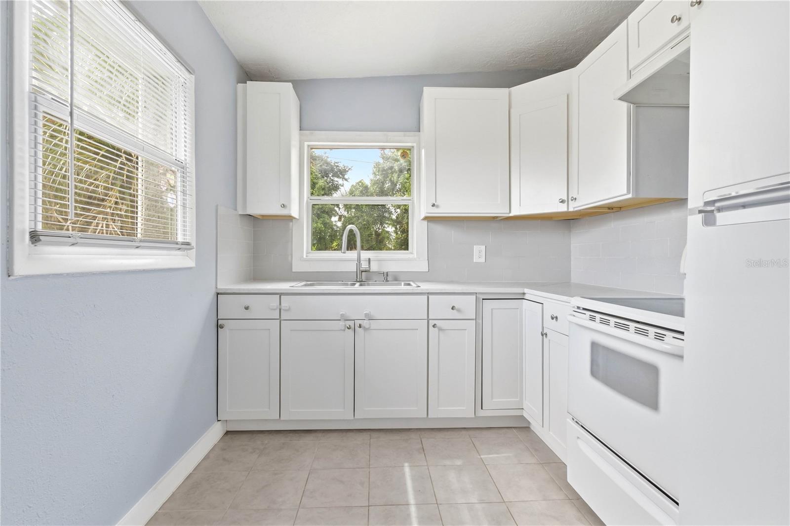 TANGERINE TERRACE - Residential