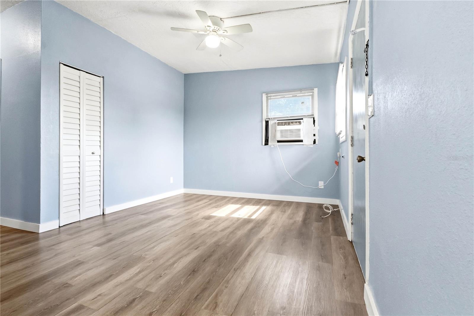 TANGERINE TERRACE - Residential