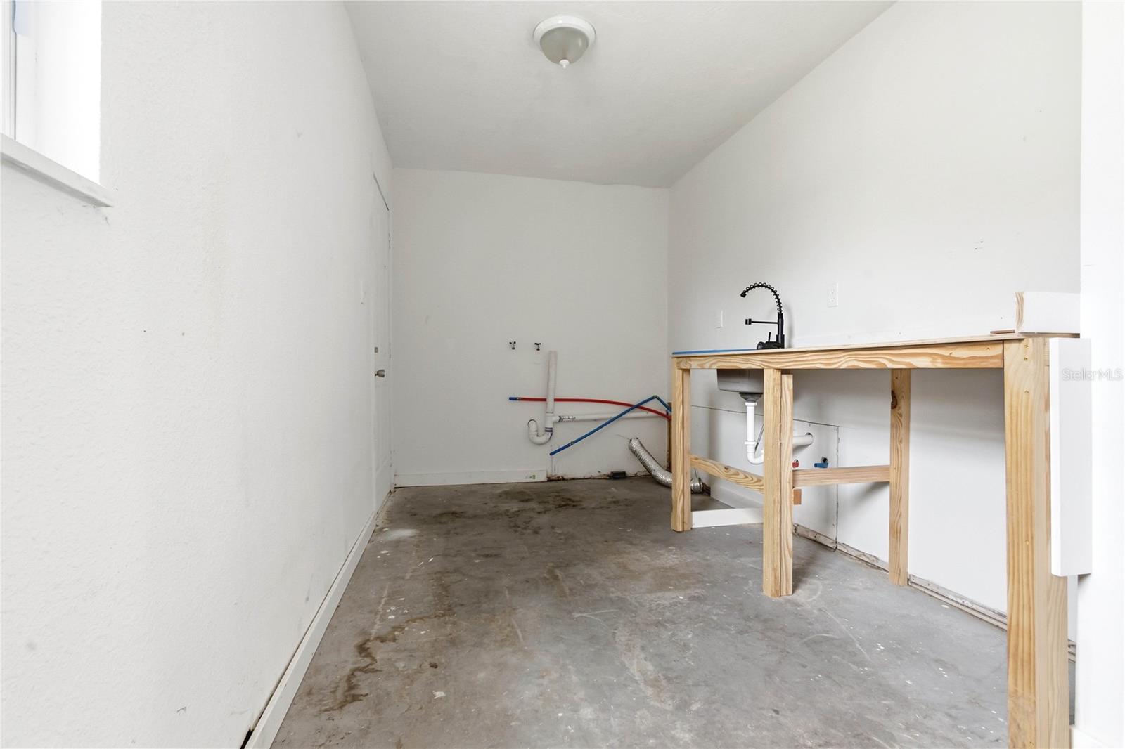 TANGERINE TERRACE - Residential