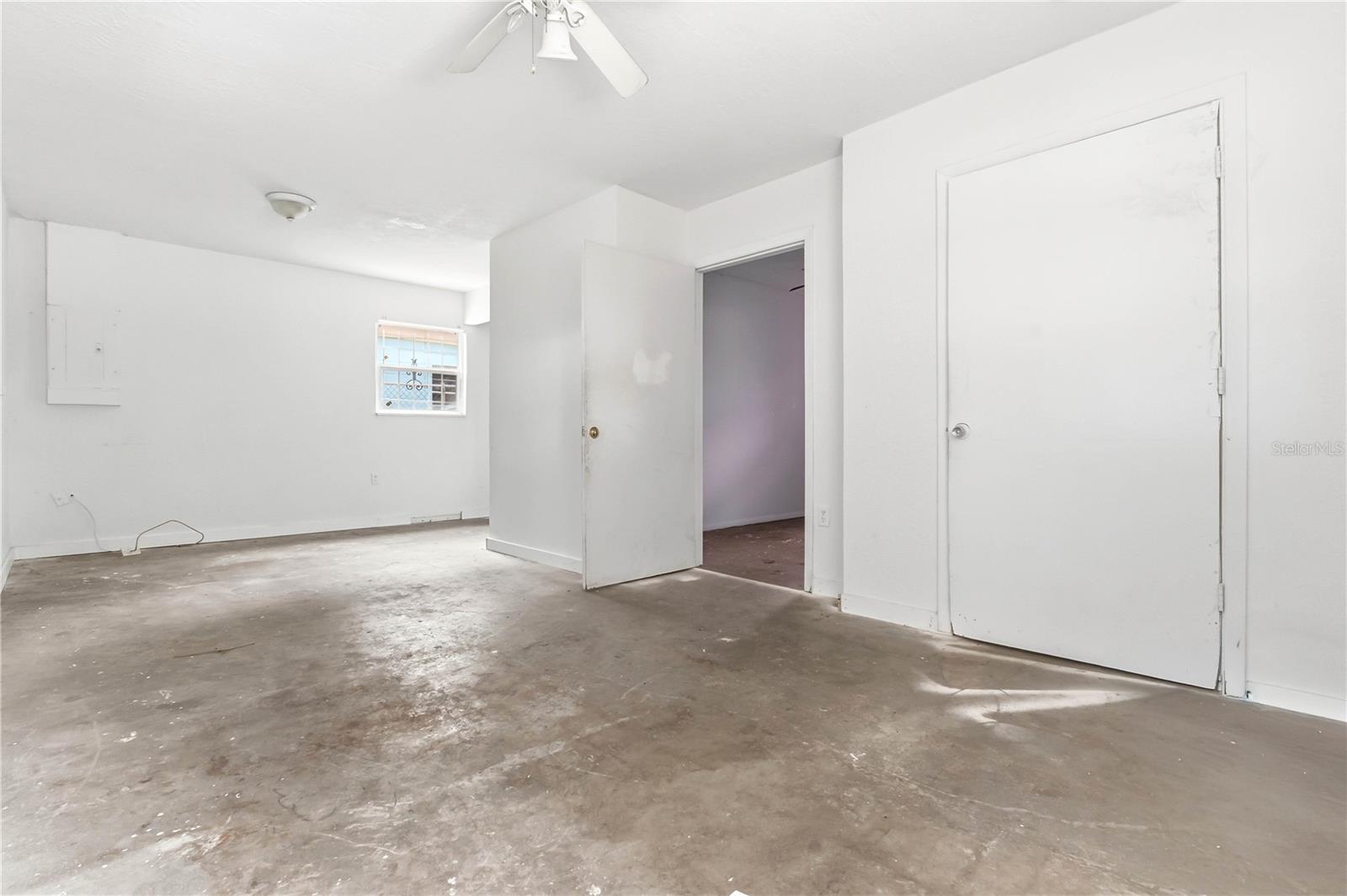 TANGERINE TERRACE - Residential