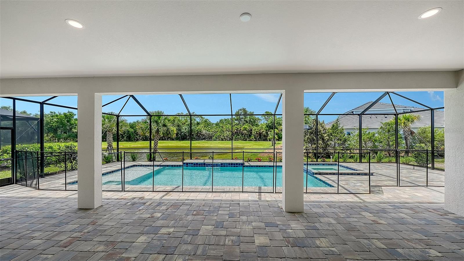 GRAND PARK PHASE 2 - Residential