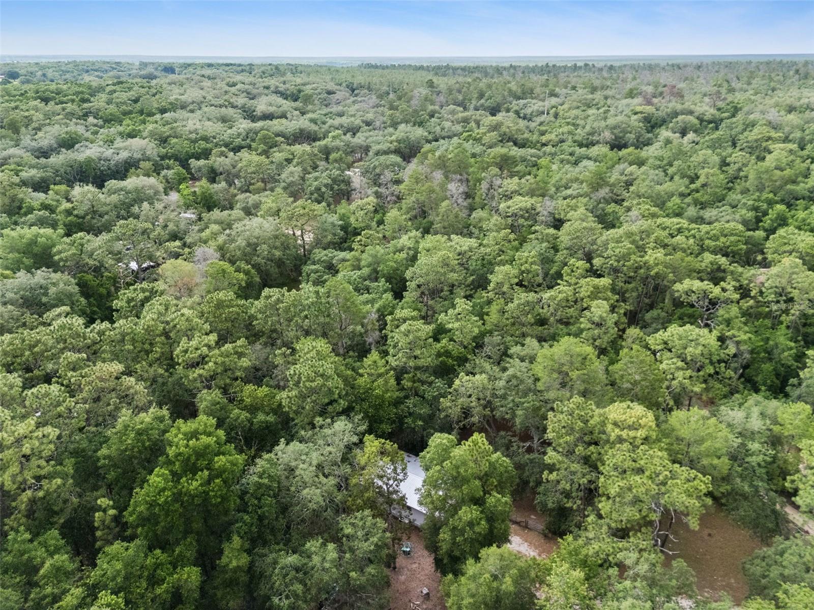ROLLING WOODS - Residential