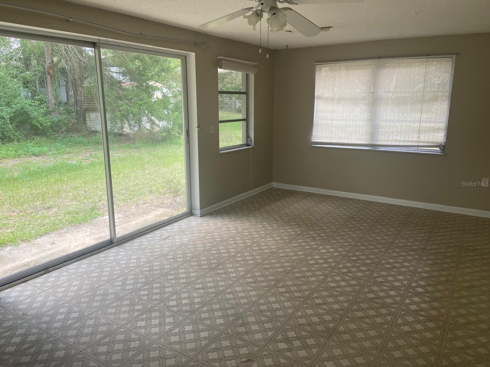 INVERNESS HIGHLANDS WEST - Residential
